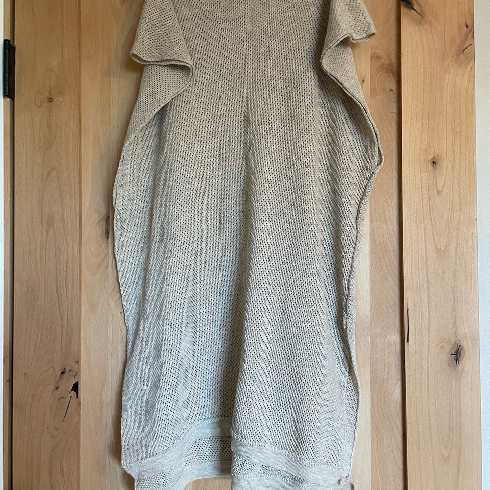 AMMA Cocoon Nursing Cover – Natural – 7-in-1 Multi-Use (Good Condition) - Picture 11 of 13